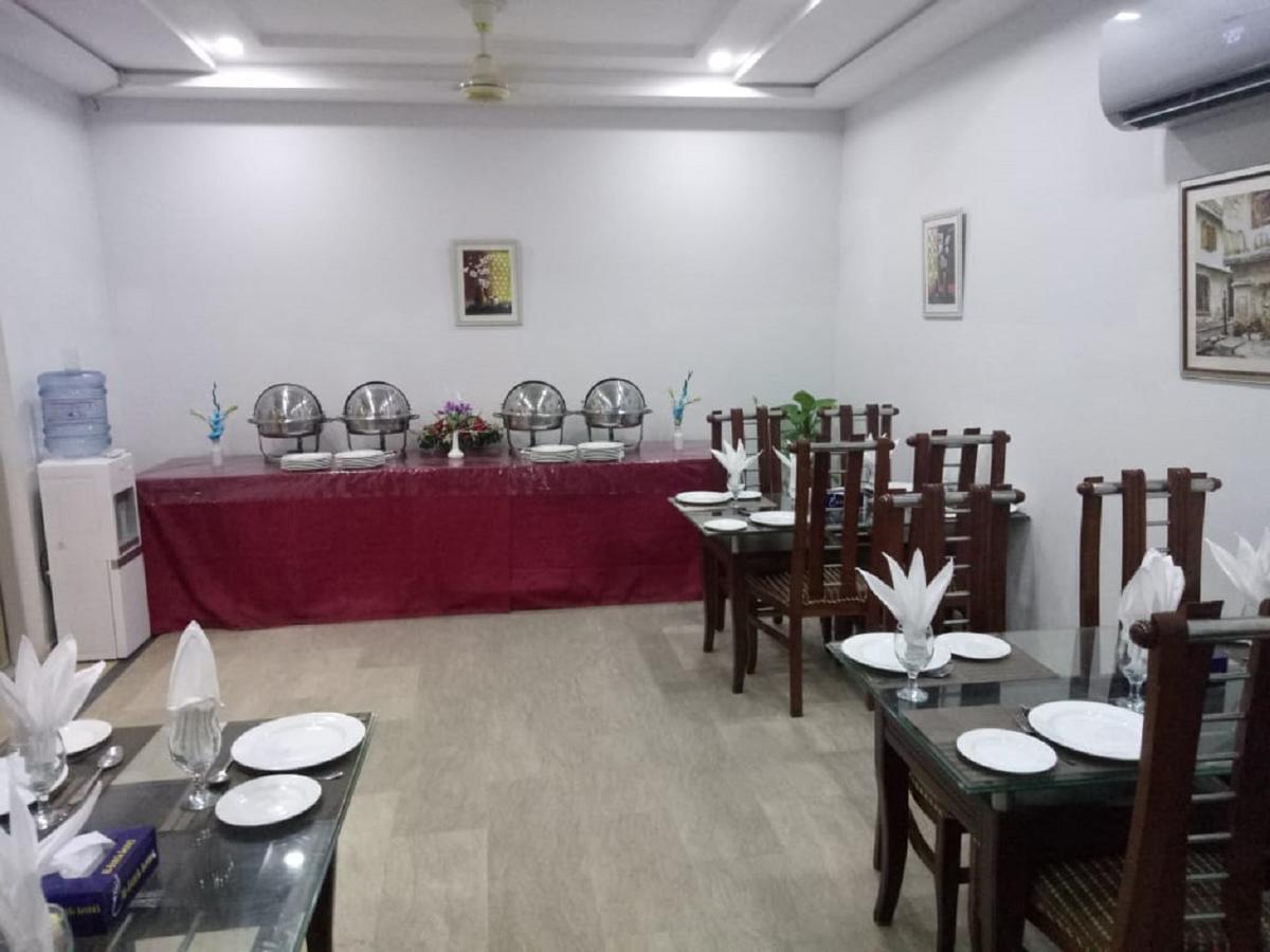 Al-Fateh Hotel Lahore Bagian luar foto